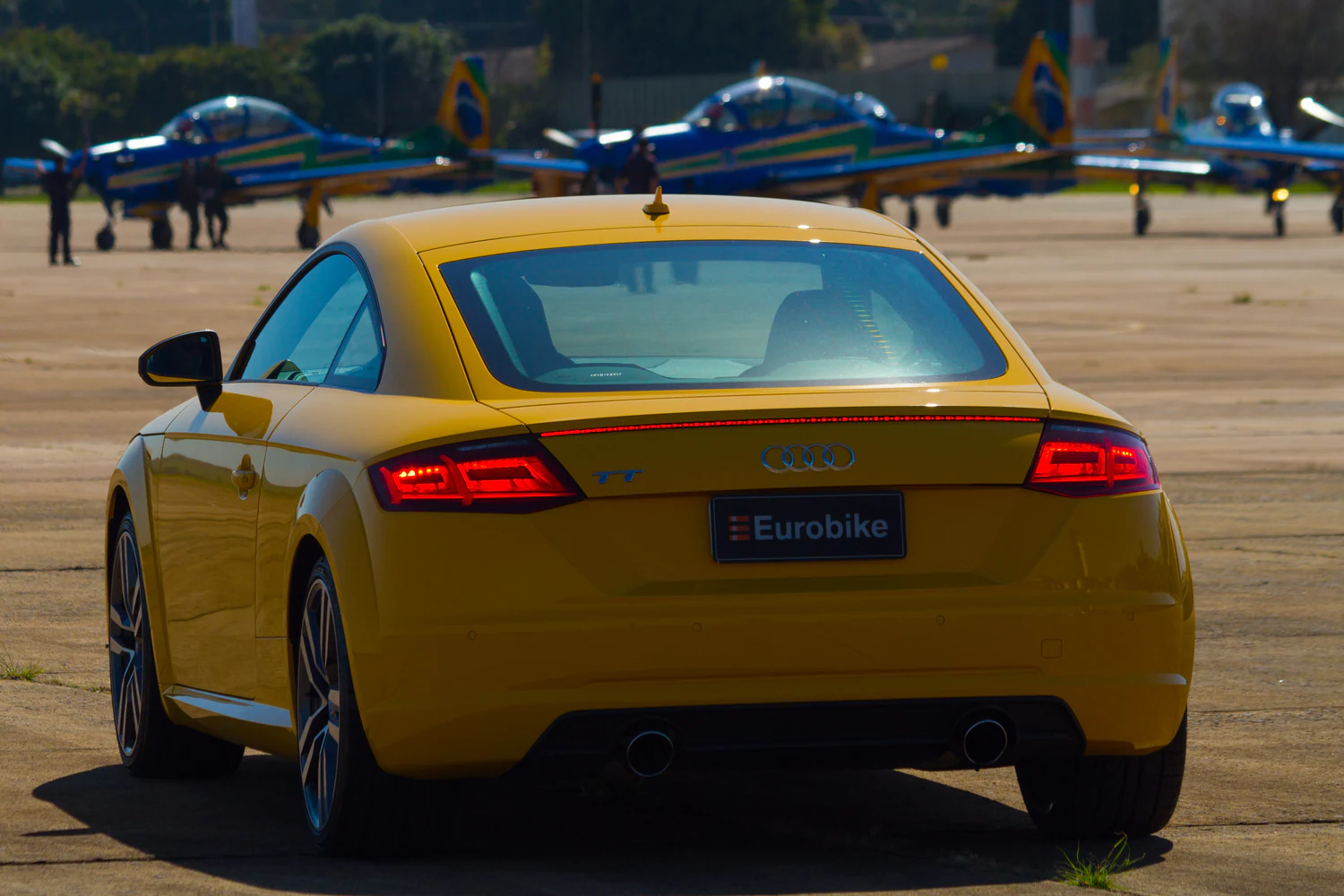 fotografia editorial eurobike audi tt e esquadrilha da fumaca 023