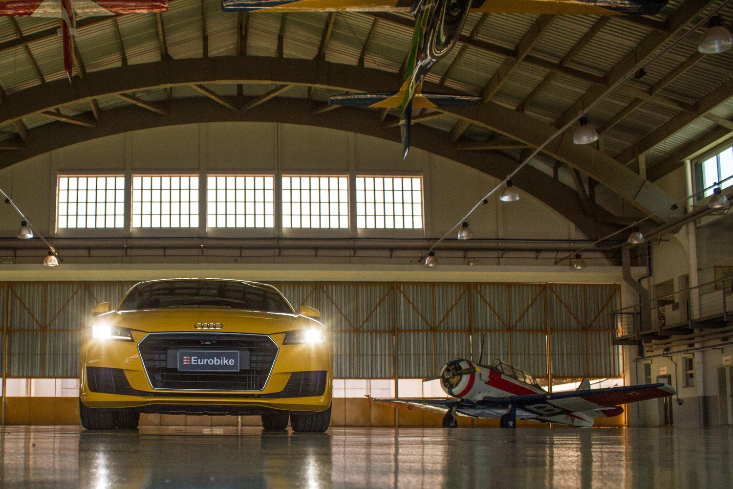 fotografia editorial eurobike audi tt e esquadrilha da fumaca 026
