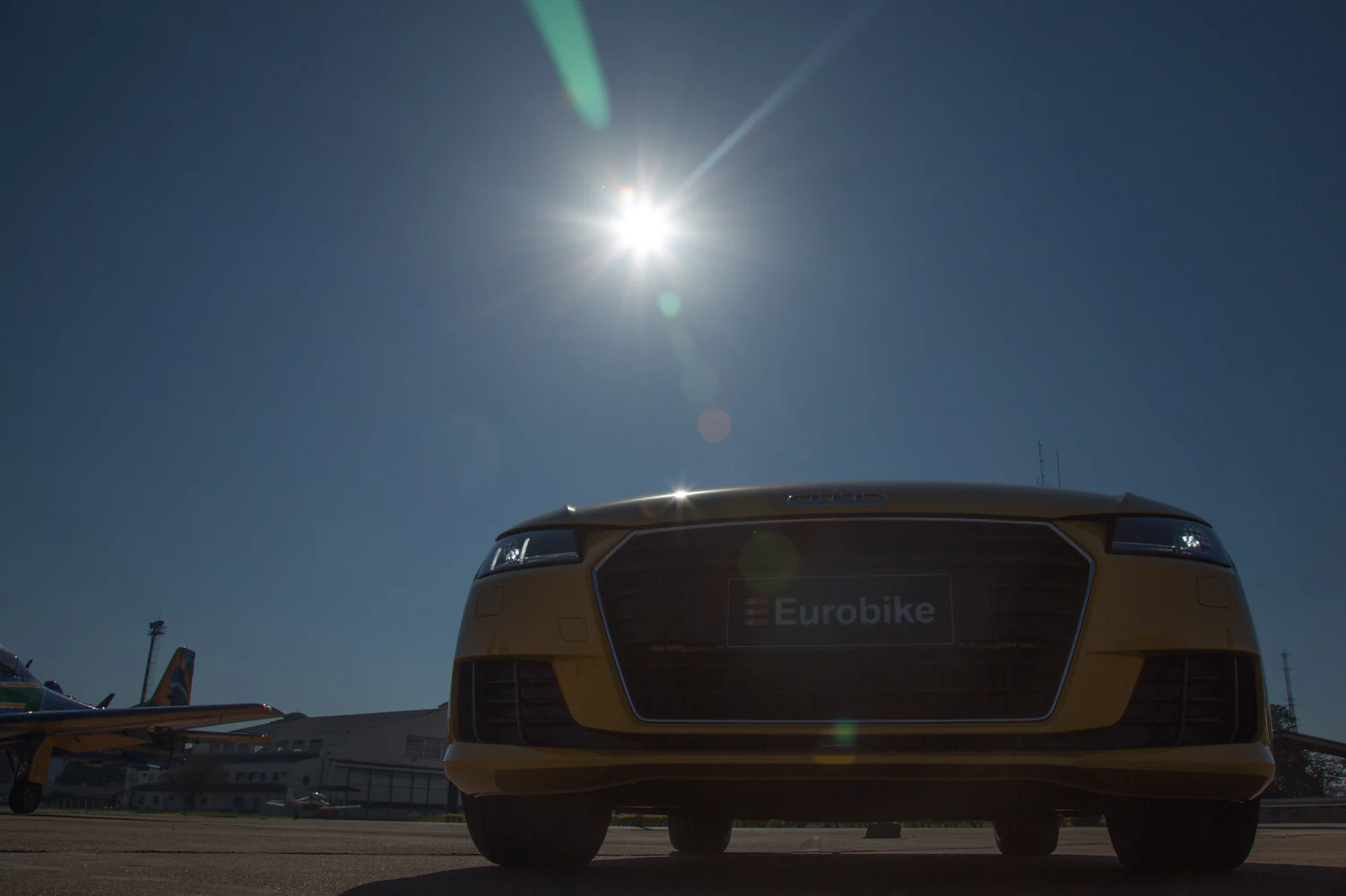 fotografia editorial eurobike audi tt e esquadrilha da fumaca 050