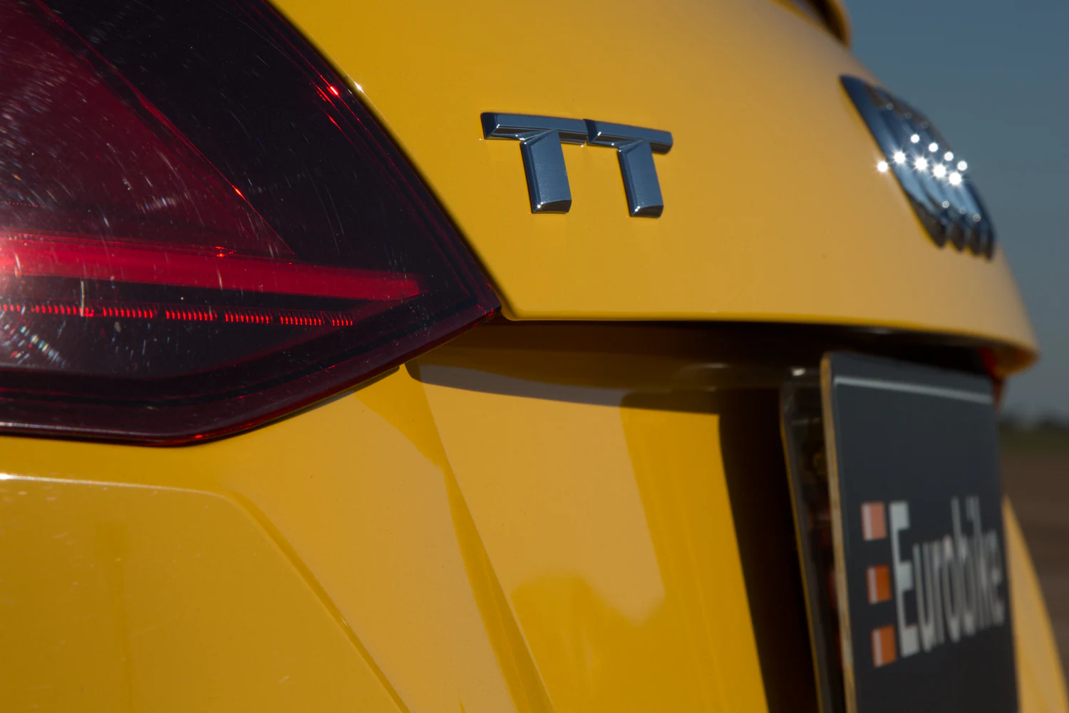 fotografia editorial eurobike audi tt e esquadrilha da fumaca 054